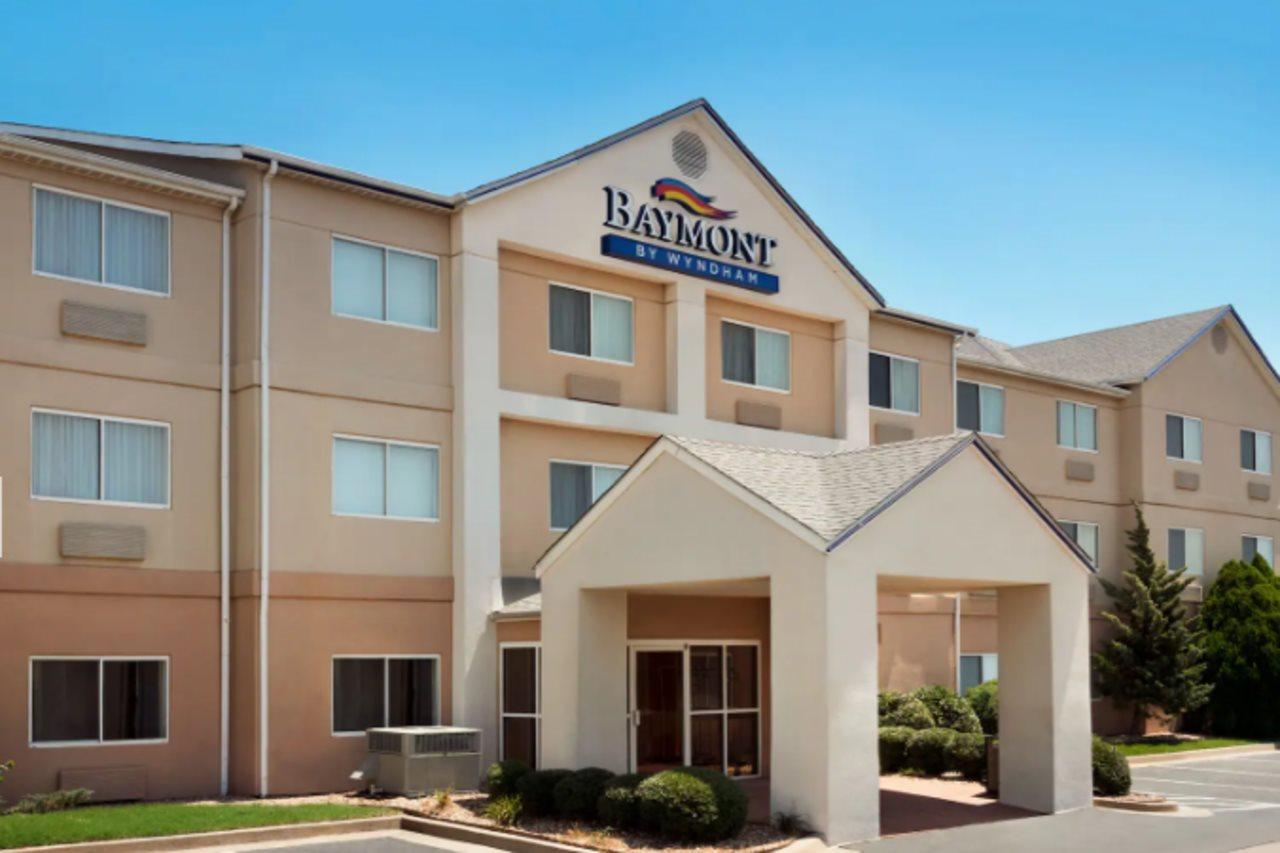 Baymont By Wyndham Tulsa Hotell Eksteriør bilde