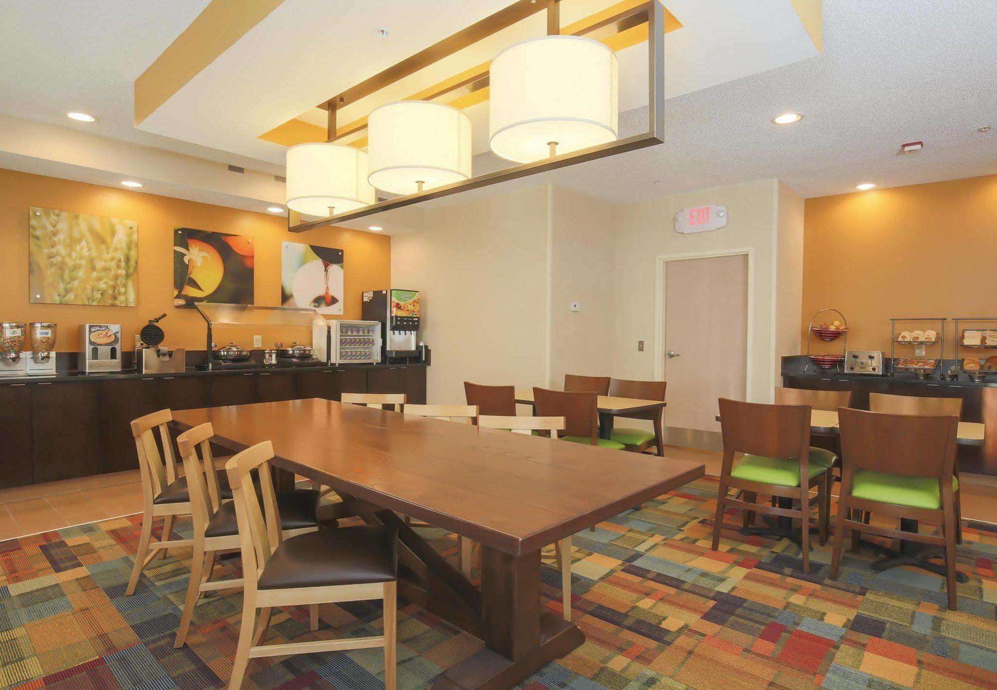 Baymont By Wyndham Tulsa Hotell Eksteriør bilde