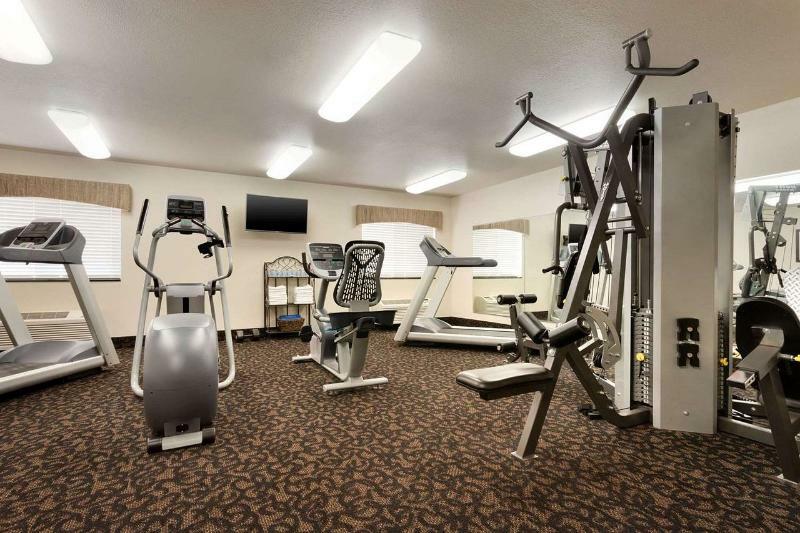 Baymont By Wyndham Tulsa Hotell Eksteriør bilde