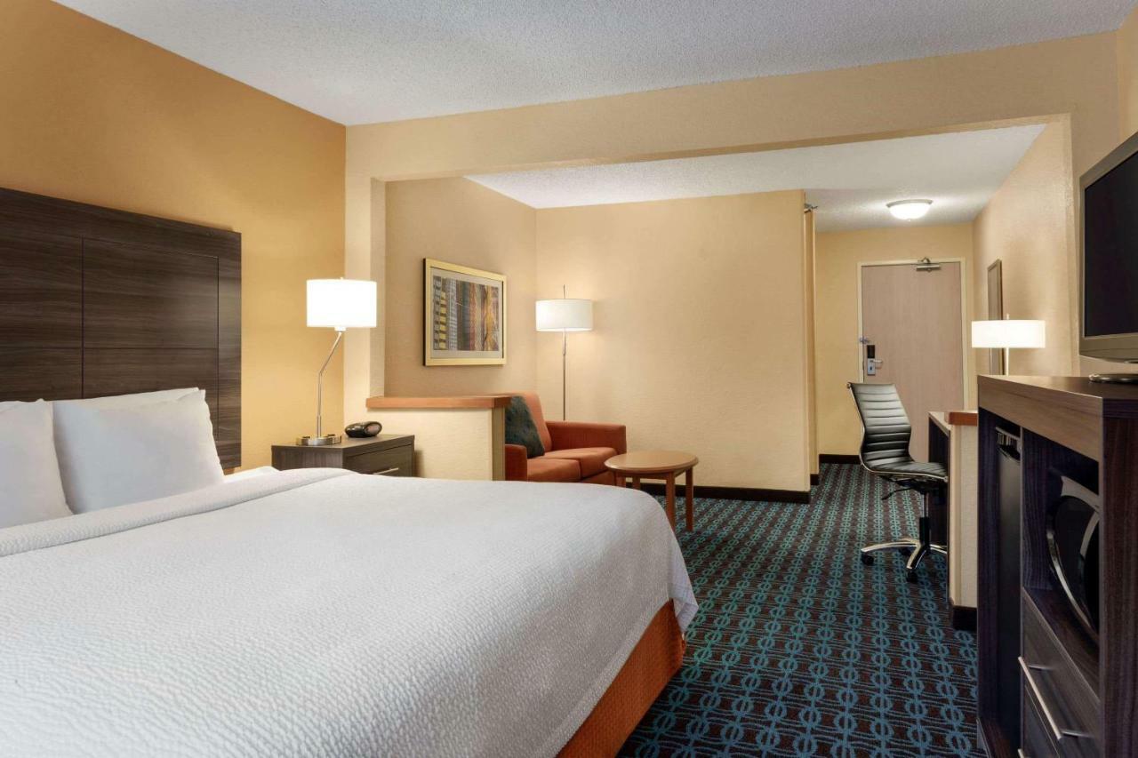 Baymont By Wyndham Tulsa Hotell Eksteriør bilde
