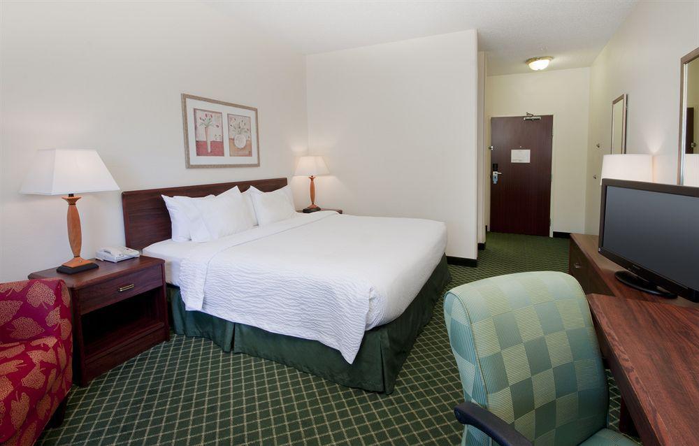 Baymont By Wyndham Tulsa Hotell Eksteriør bilde